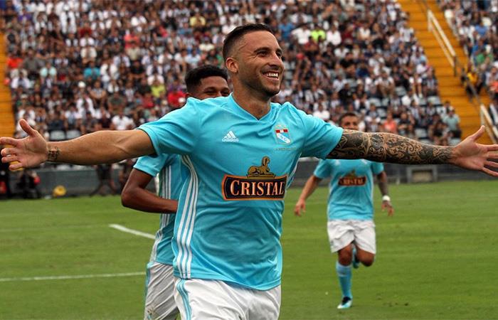 Emanuel Herrera marcó el primer gol del partido. Foto: Twitter