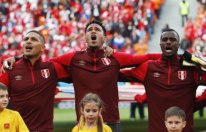 La Selección Peruana buscará darle una alegría a los hinchas con una victoria en el cierre. Foto: EFE