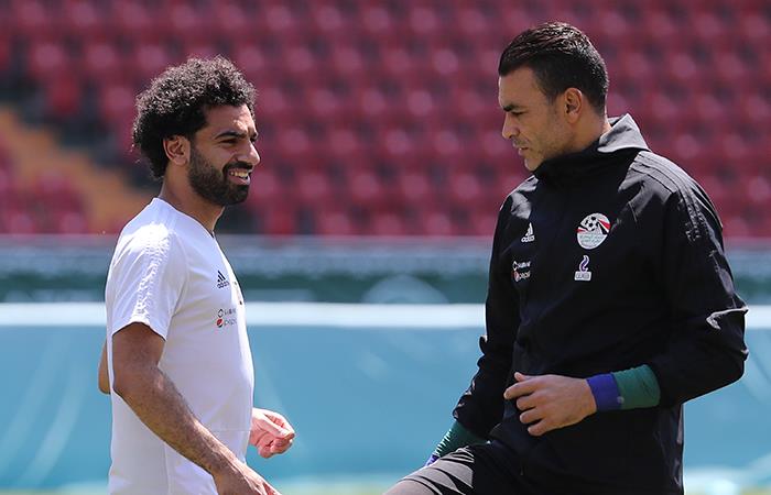 Essam El-Hadary y Mohamed Salah. Foto: EFE