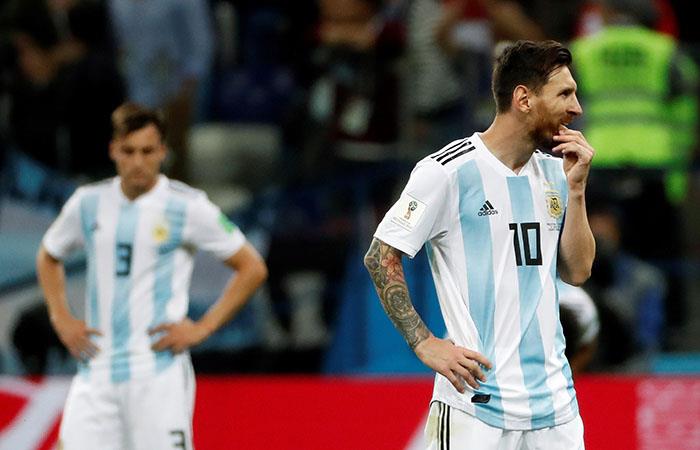 Lionel Messi se lamenta tras caer ante Croacia. Foto: EFE