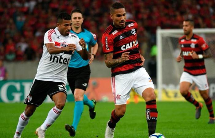 Paolo Guerrero reapareció en la derrota del Flamengo ante Sao Paulo. Foto: Twitter