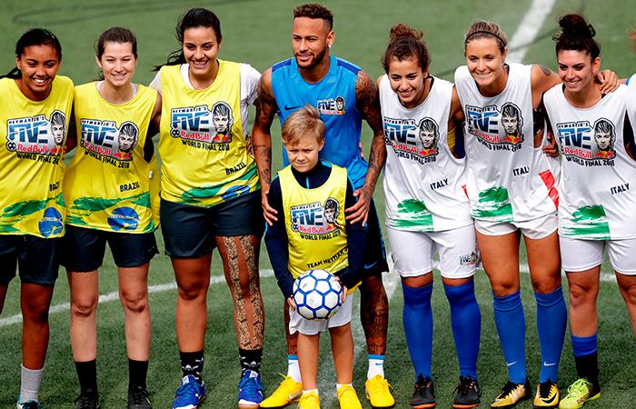 Neymar Five. Foto: EFE