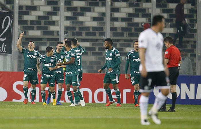 Palmeiras consiguió importante victoria ante Colo Colo. Foto: EFE