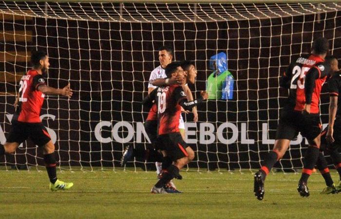 Melgar venció 2-0 a Caracas FC de Venezuela. Foto: Twitter
