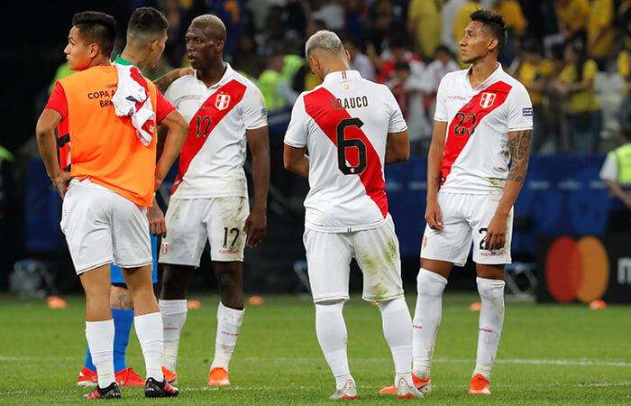 Perú cayó por 5-0 ante Brasil. Foto: EFE