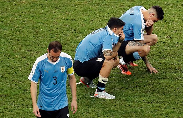 Uruguay cayó 4-5 ante Perú en penales por los cuartos de final de la Copa América. Foto: EFE