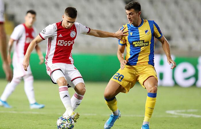 Ajax igualó sin goles con el APOEL. Foto: EFE