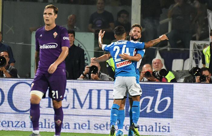 Napoli derrotó a Fiorentina. Foto: EFE