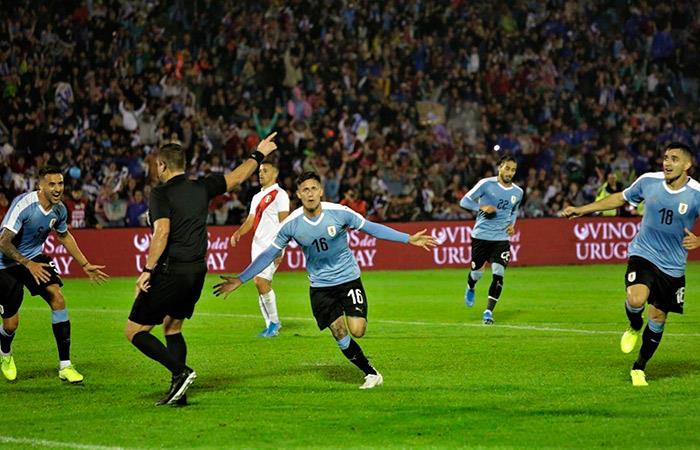 Uruguay vs Perú, en el Estadio Centenario. Foto: Twitter