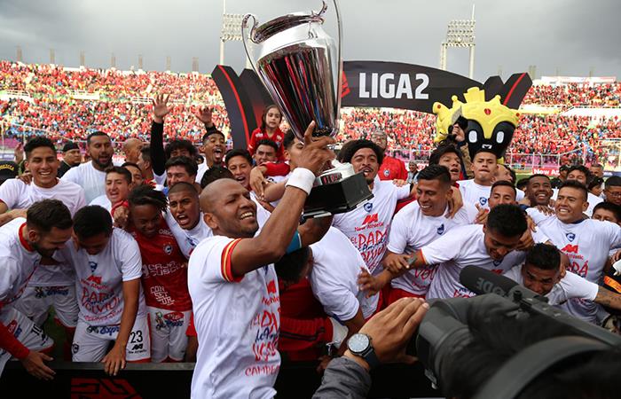 Cienciano se consagró campeón de la Liga 2. Foto: Andina