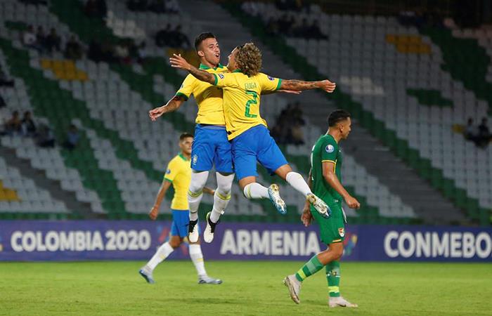 Brasil venció a Bolivia firmando su presencia en el cuadrangular final del Preolímpico. Foto: EFE
