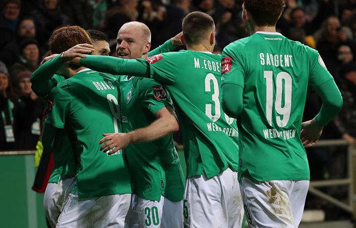 Werder Bremen derrotó 3-2 al Borussia Dortmund. Foto: EFE