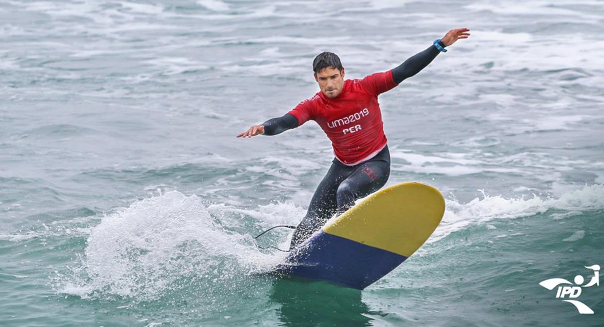 Piccolo Clemente es uno de los primeros surfistas en volver a entrenar. Foto: Twitter