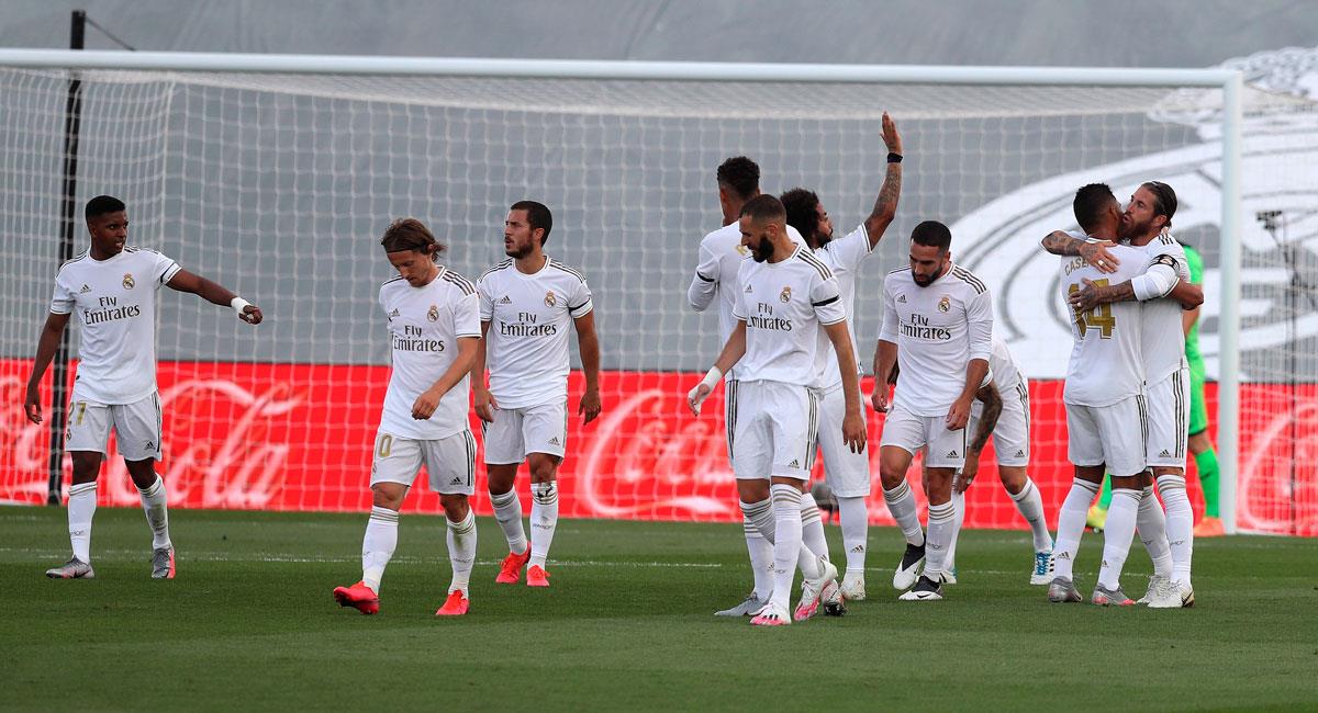 Real Madrid a dos puntos del líder Barcelona en España. Foto: EFE / Kiko Huesca