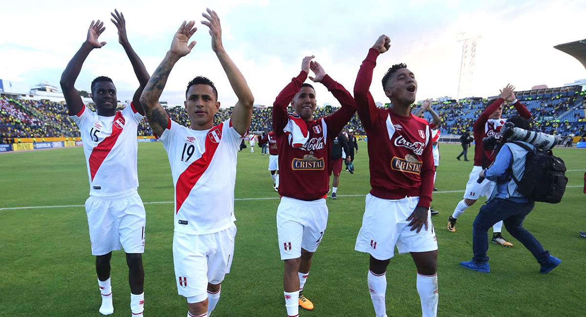 Selección Peruana y la vez que ganó en Quito por 1-2. Foto: FPF