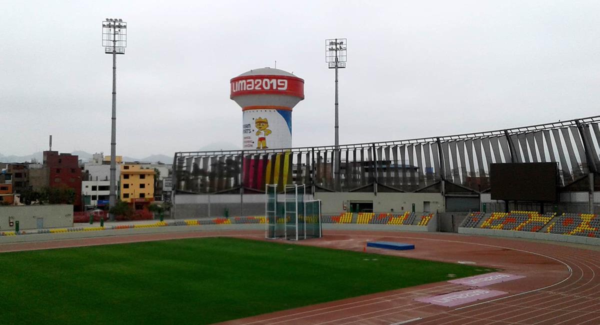 Campo de fútbol de Videna sería sede para la Liga 1. Foto: Twitter @IreneCarranza_