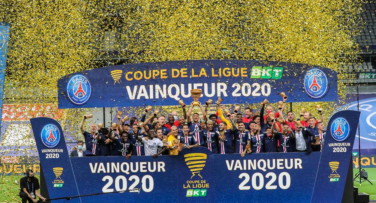 PSG se alzó con el título de la Copa de la Liga de Francia. Foto: Twitter PSG