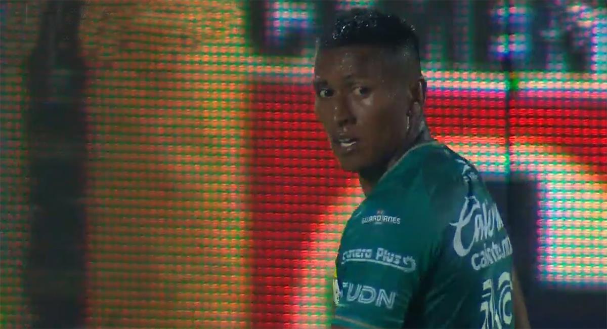 Pedro Aquino jugó todo el segundo tiempo por León FC. Foto: Captura TUDN