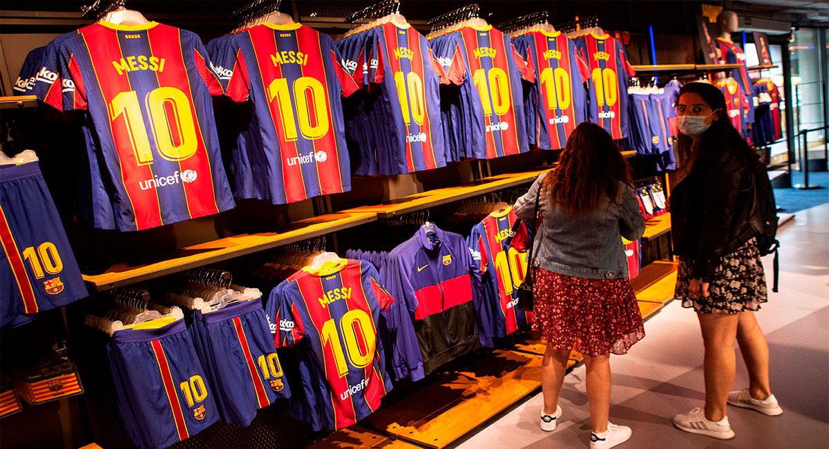 Messi en problemas con el Barcelona. Foto: EFE