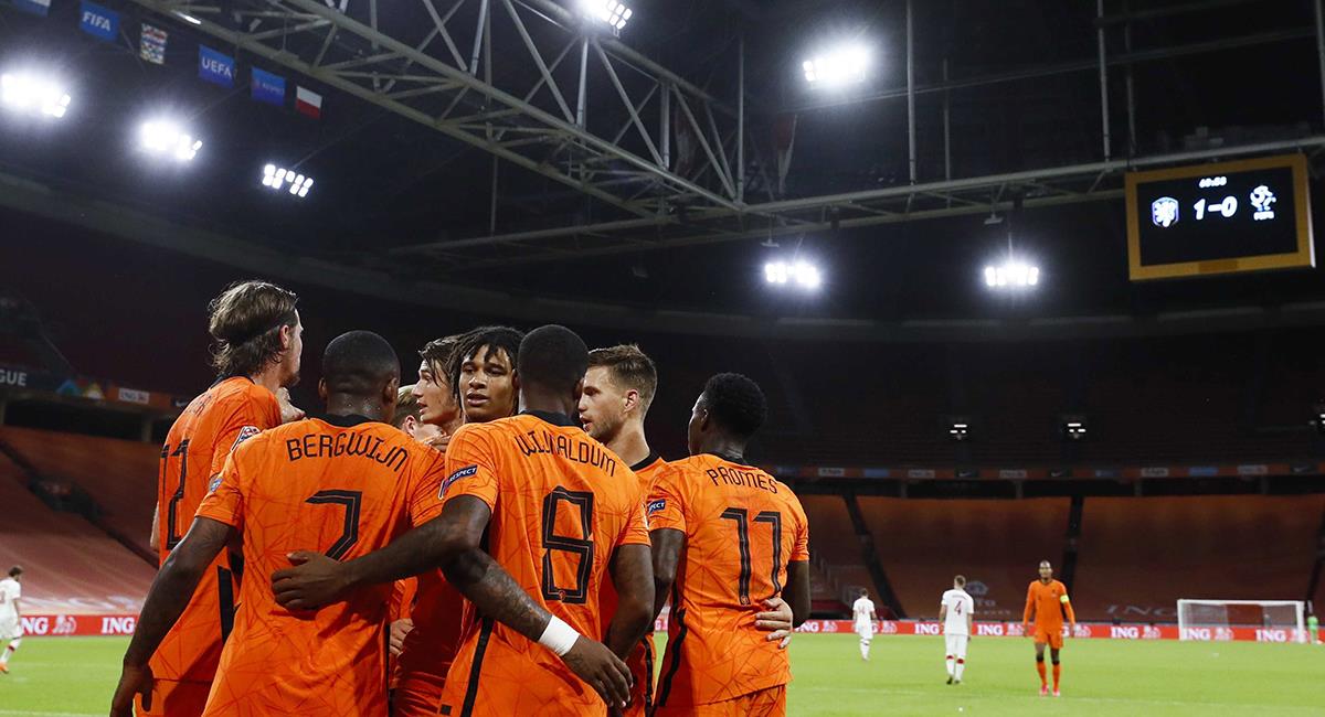 Holanda se impuso 1-0 a Polonia con anotación de Steven Bergwijn. Foto: EFE