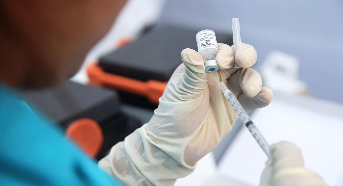 Vacuna contra la COVID-19 será brindada por el Gobierno. Foto: Andina