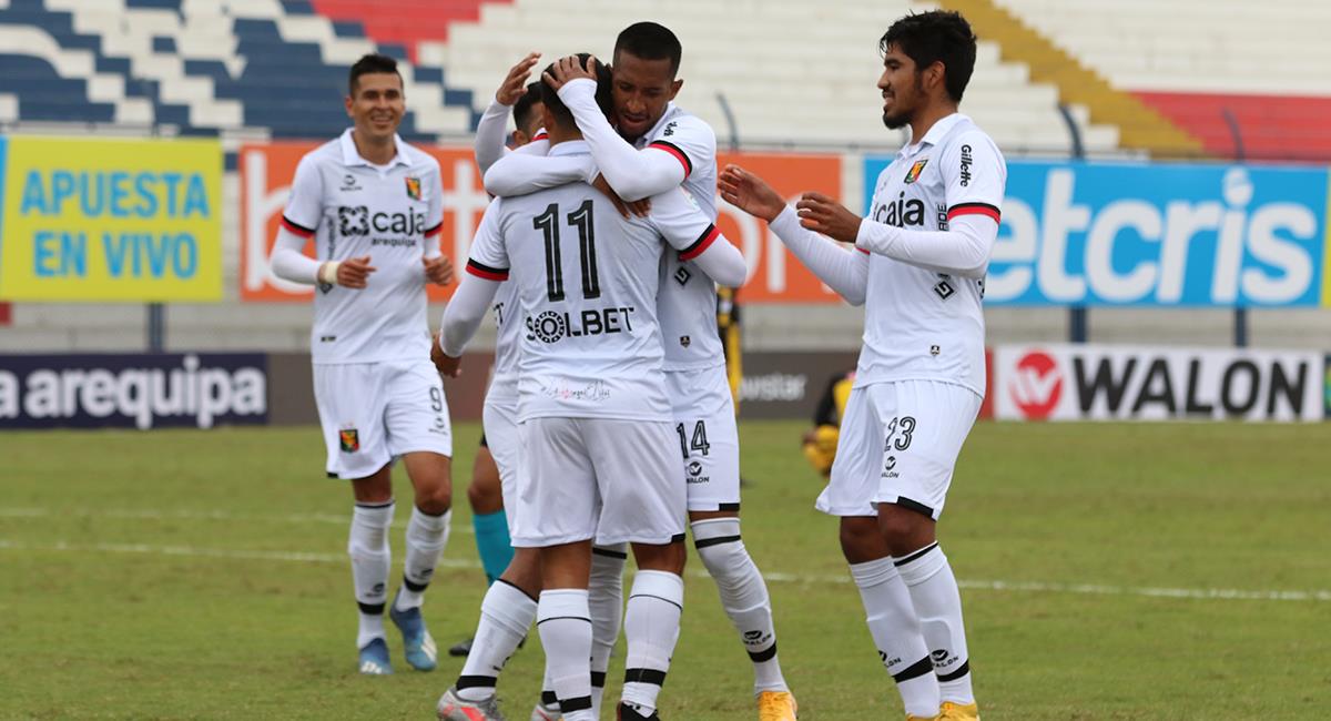 Irven Ávila anotó el primer tanto para Melgar. Foto: Prensa FPF