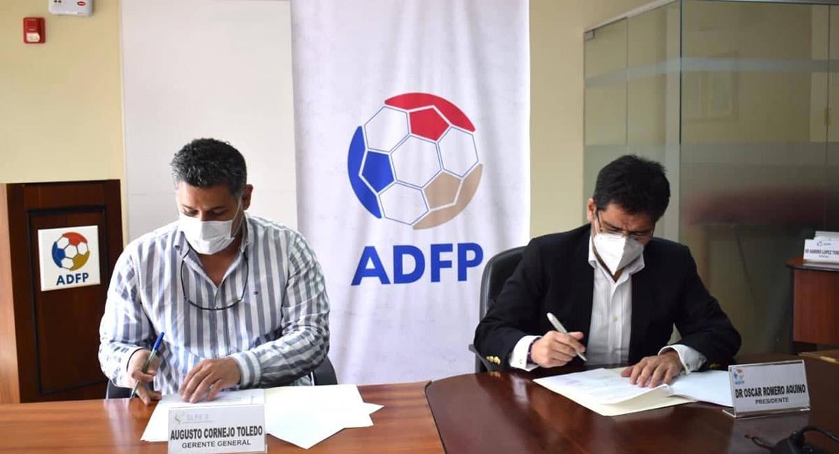 ADFP firma convenio que beneficiará a los 20 clubes de la Liga 1. Foto: ADFP