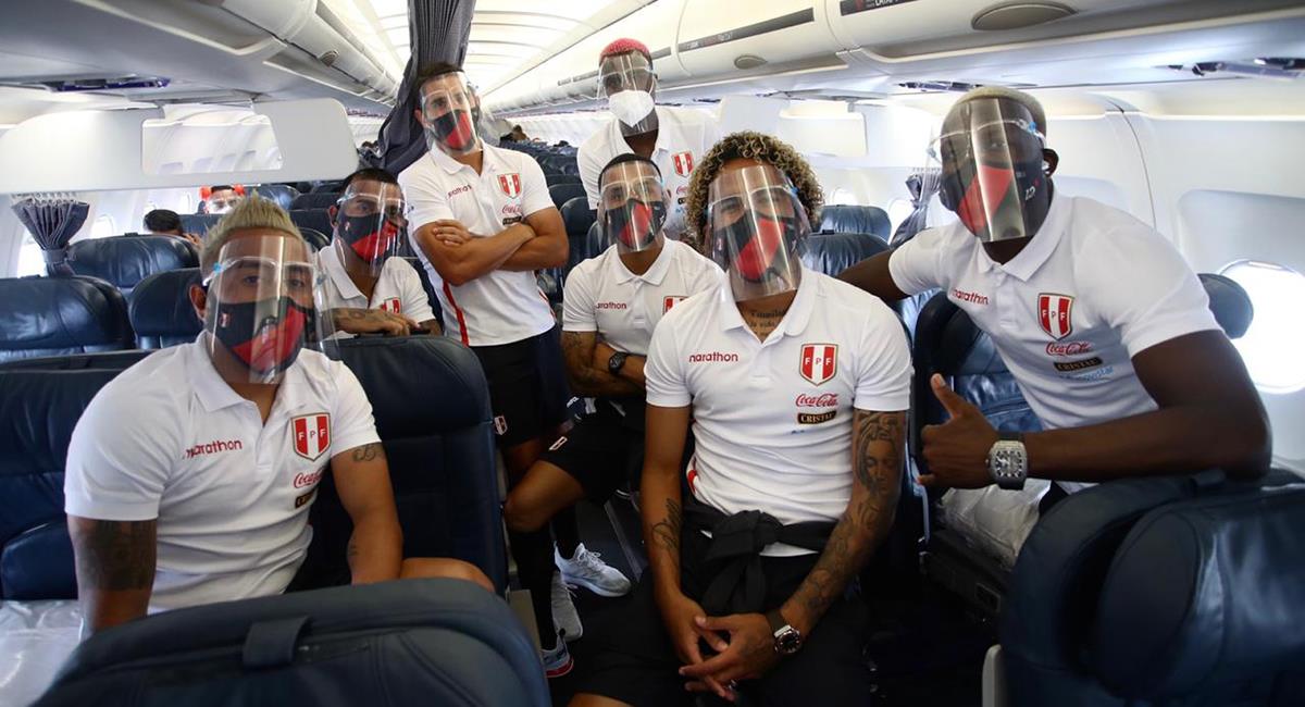Selección Peruana llegó a Chile para duelo de este viernes 13 de noviembre. Foto: Prensa FPF