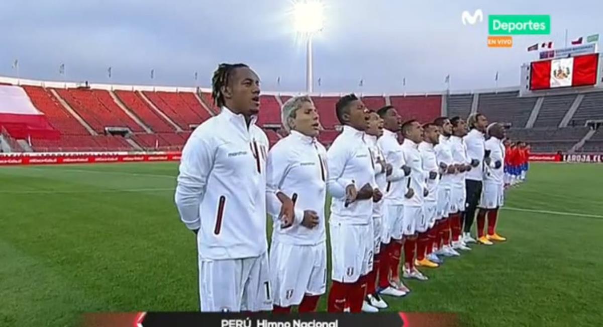 Perú mostró un gran gesto en el himno nacional contra Chile. Foto: Twitter Difusión