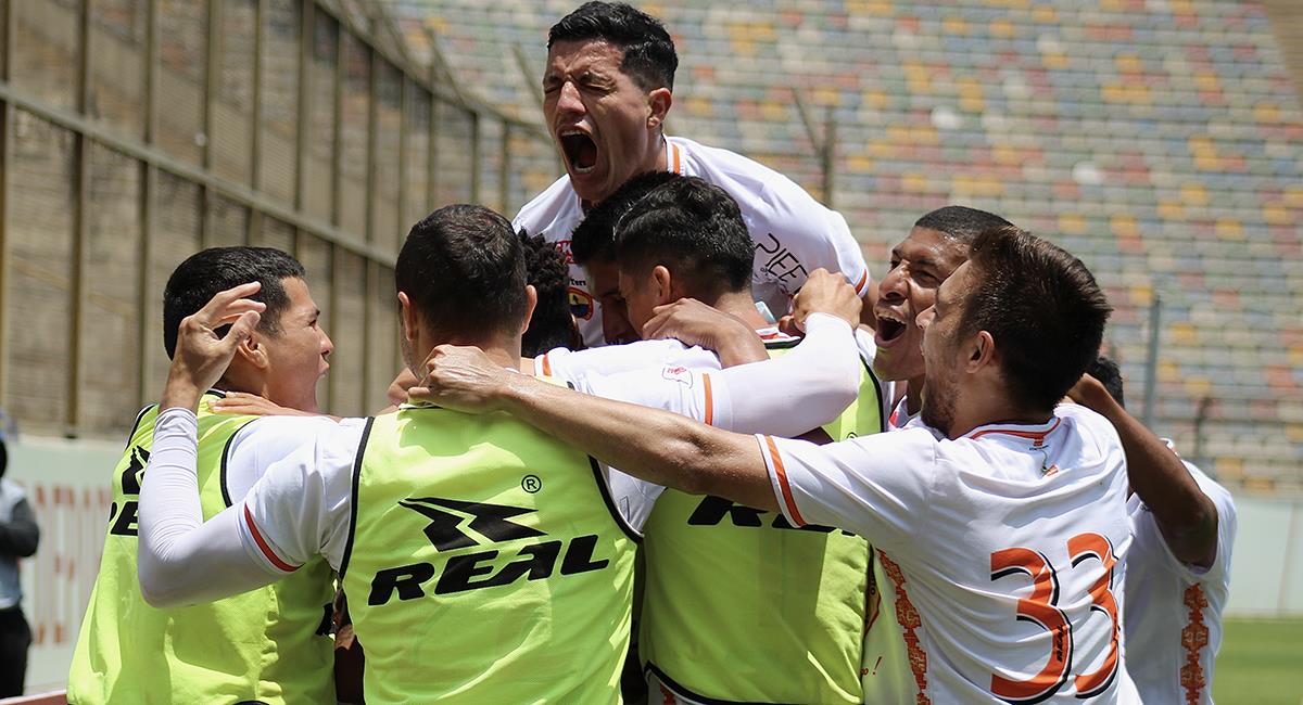 Ayacucho FC colocará nueva iluminación en el Ciudad de Cumaná. Foto: Prensa FPF