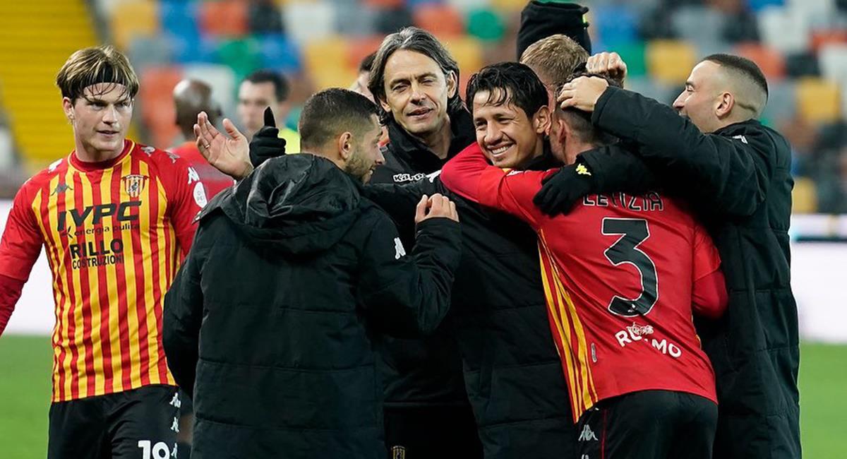 Gianluca Lapadula disputó 70 minutos con Benevento este miércoles. Foto: Twitter @bncalcio
