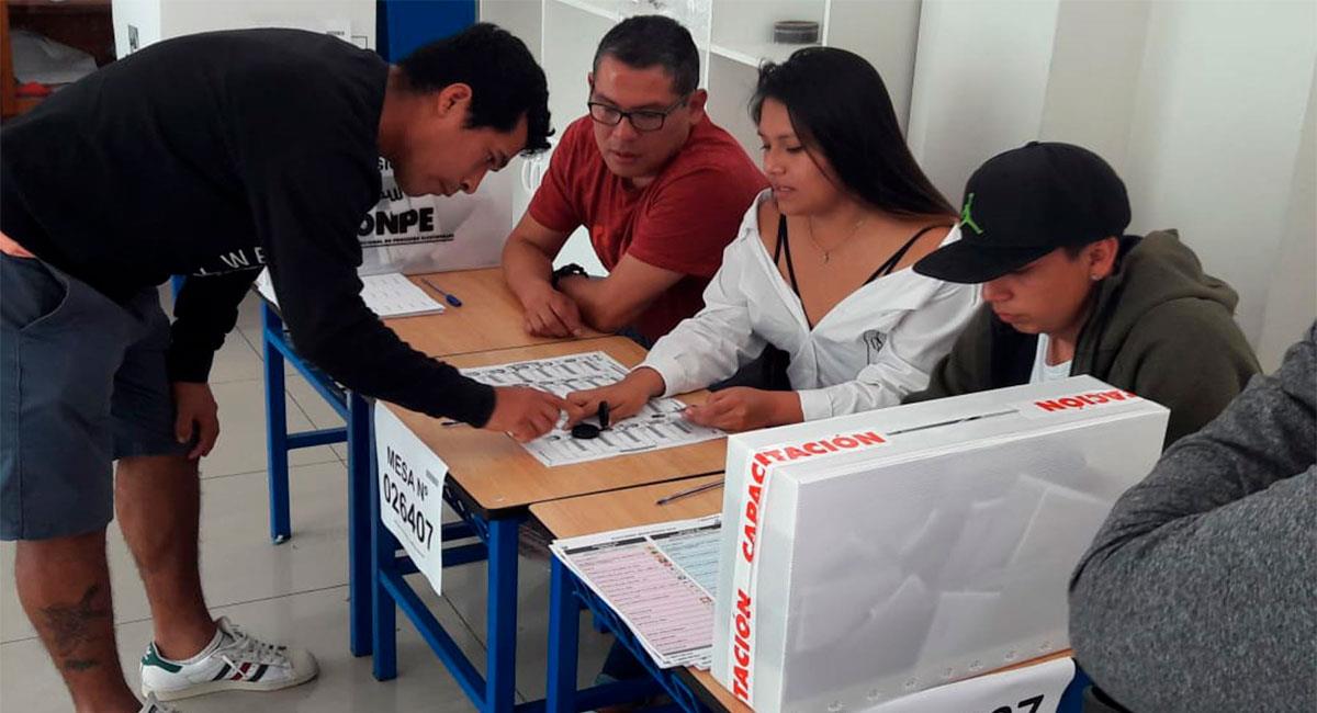 Debes elegir tu local de votación hasta el 31 de diciembre. Foto: Twitter @Agencia_Andina