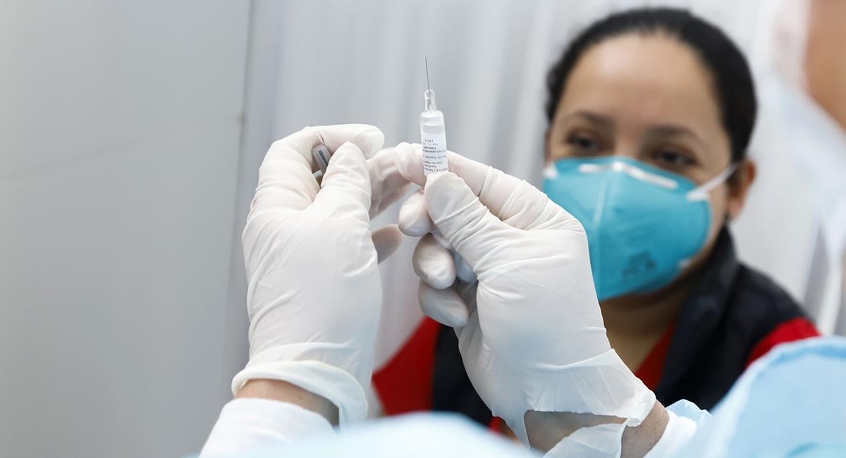 Primer lote de vacuna Sinopharm ya está pedida para el Perú. Foto: Andina