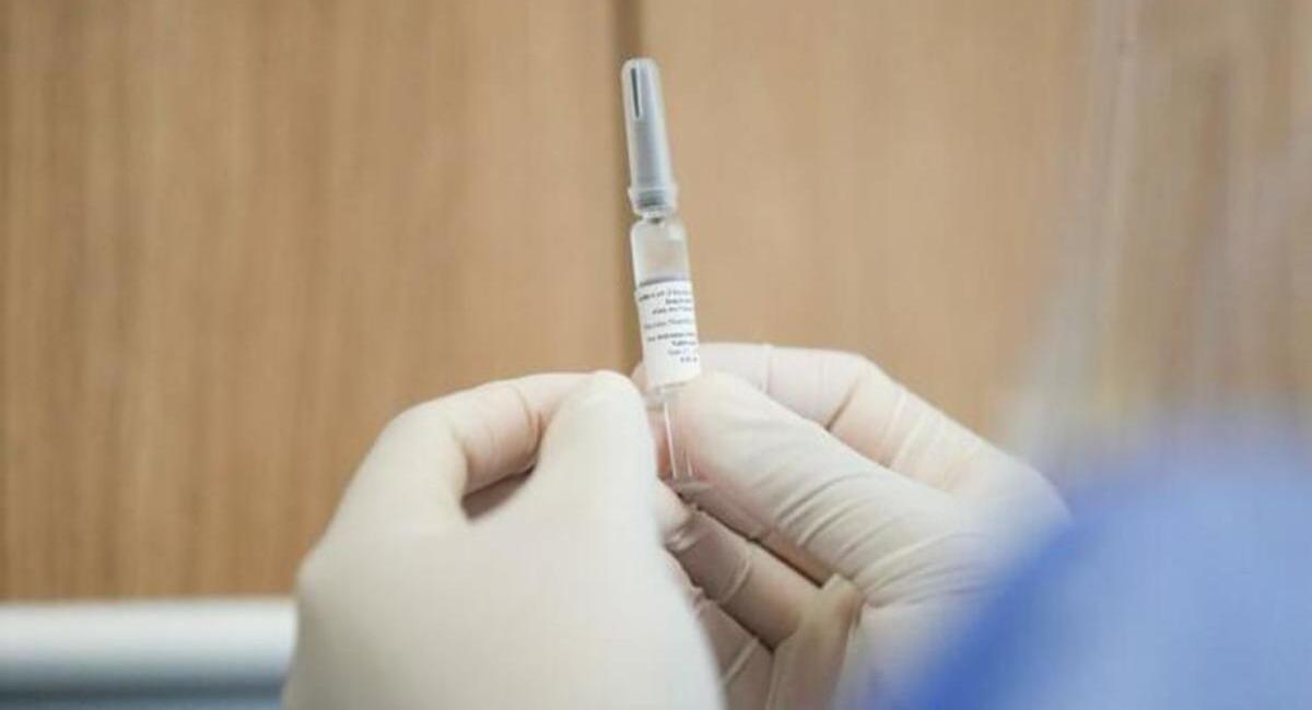 Minsa aseguró que aplicación de la vacuna contra la COVID-19 será gratuita. Foto: Twitter Minsa