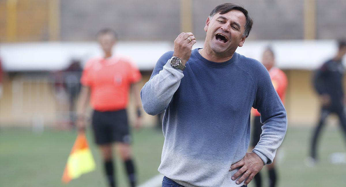 Carlos Bustos dirigirá a Alianza Lima en este 2021. Foto: Andina
