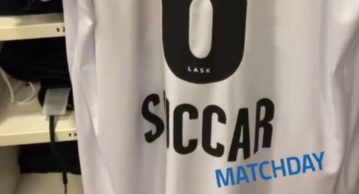 Matías Succar y la camiseta de LASK Linz. Foto: Instagram Matías Succar