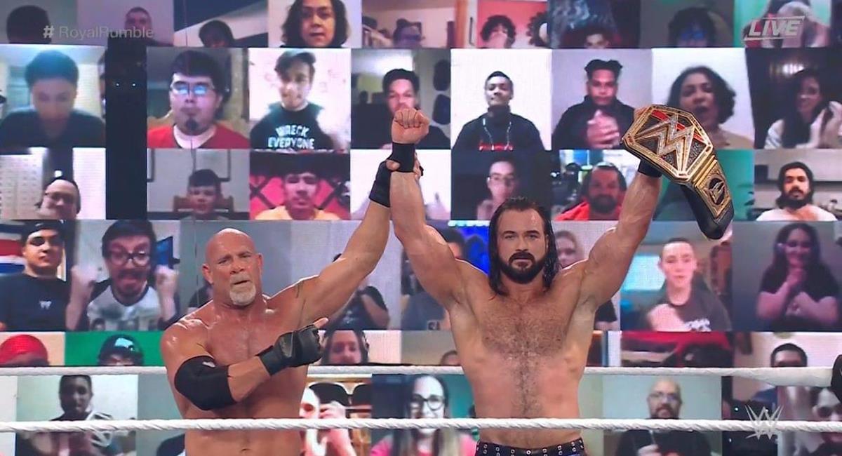 Goldberg reconoció a Drew McIntyre al final de la lucha. Foto: Twitter Difusión