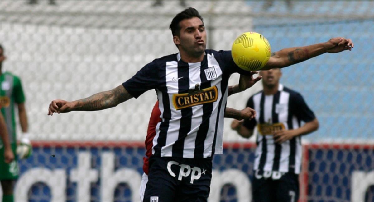 Pablo Míguez ya sabe qué es jugar en Alianza Lima. Foto: Twitter