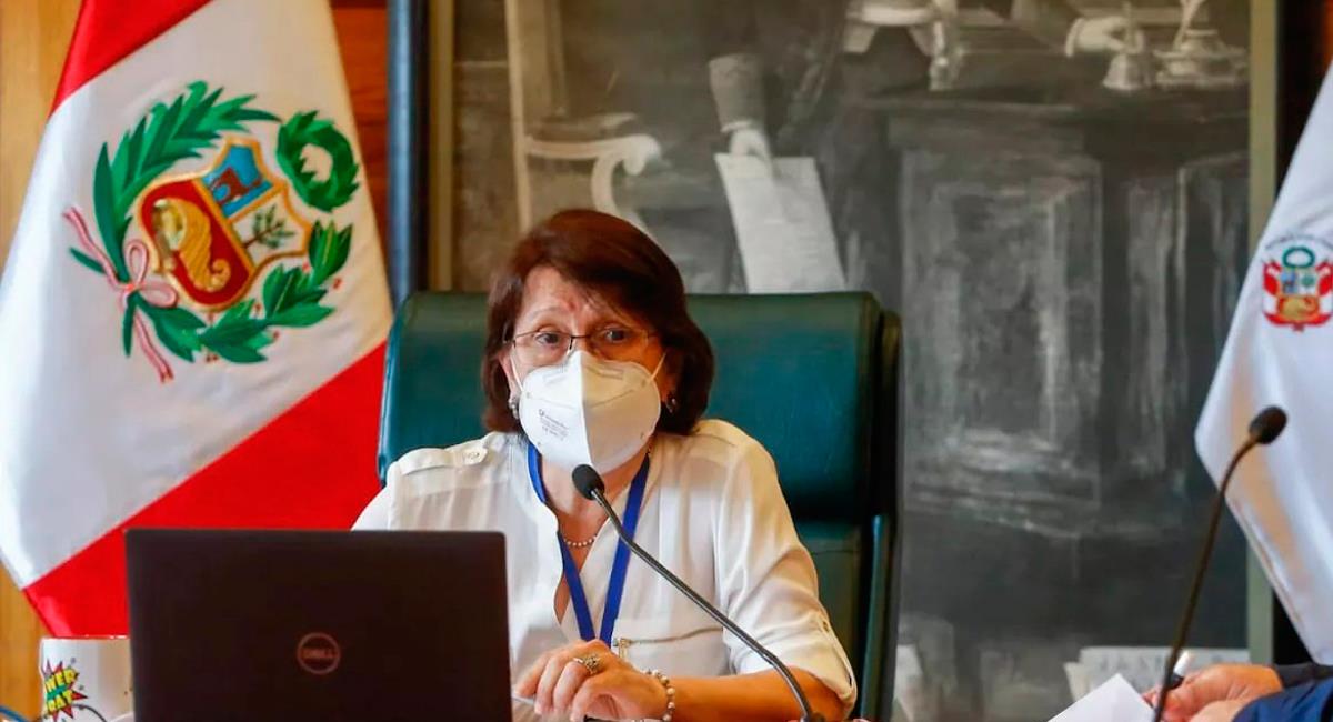 Pilar Mazzetti deja el cargo del Ministerio de Salud. Foto: Twitter @Minsa_Peru