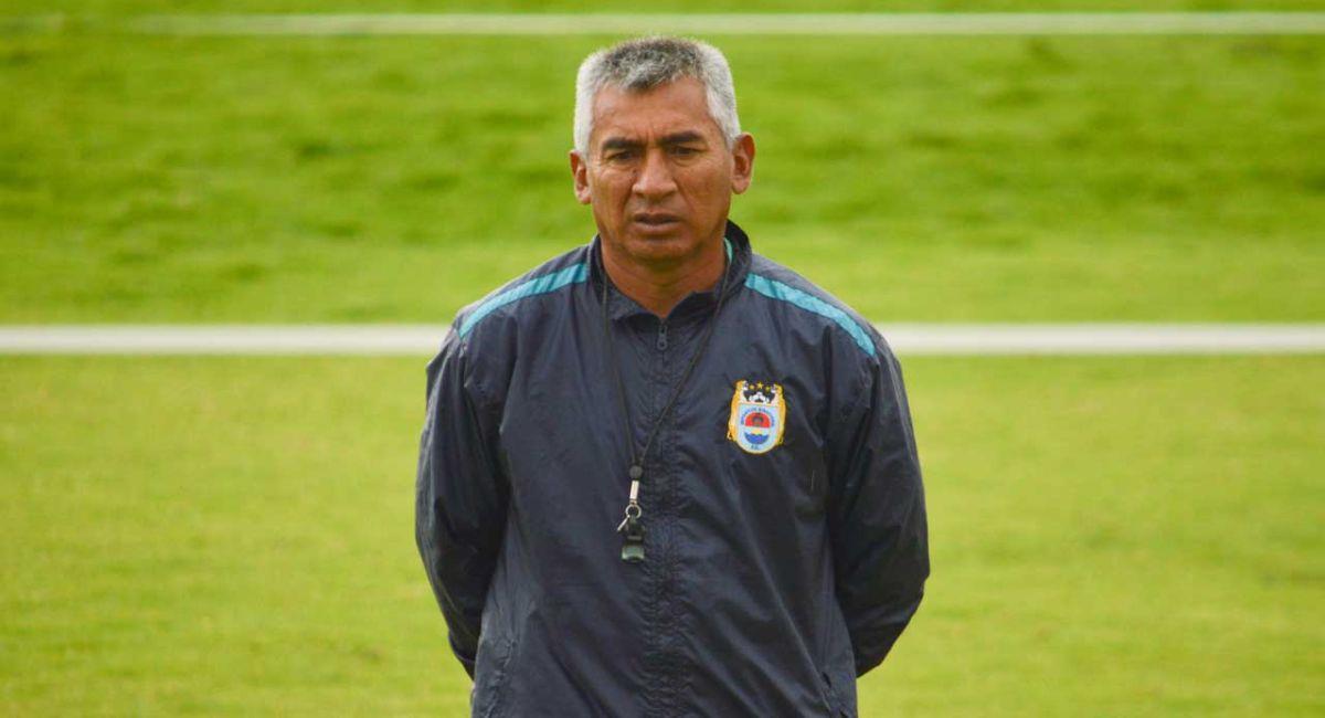 Luis Flores ya no es entrenador de Binacional. Foto: Twitter