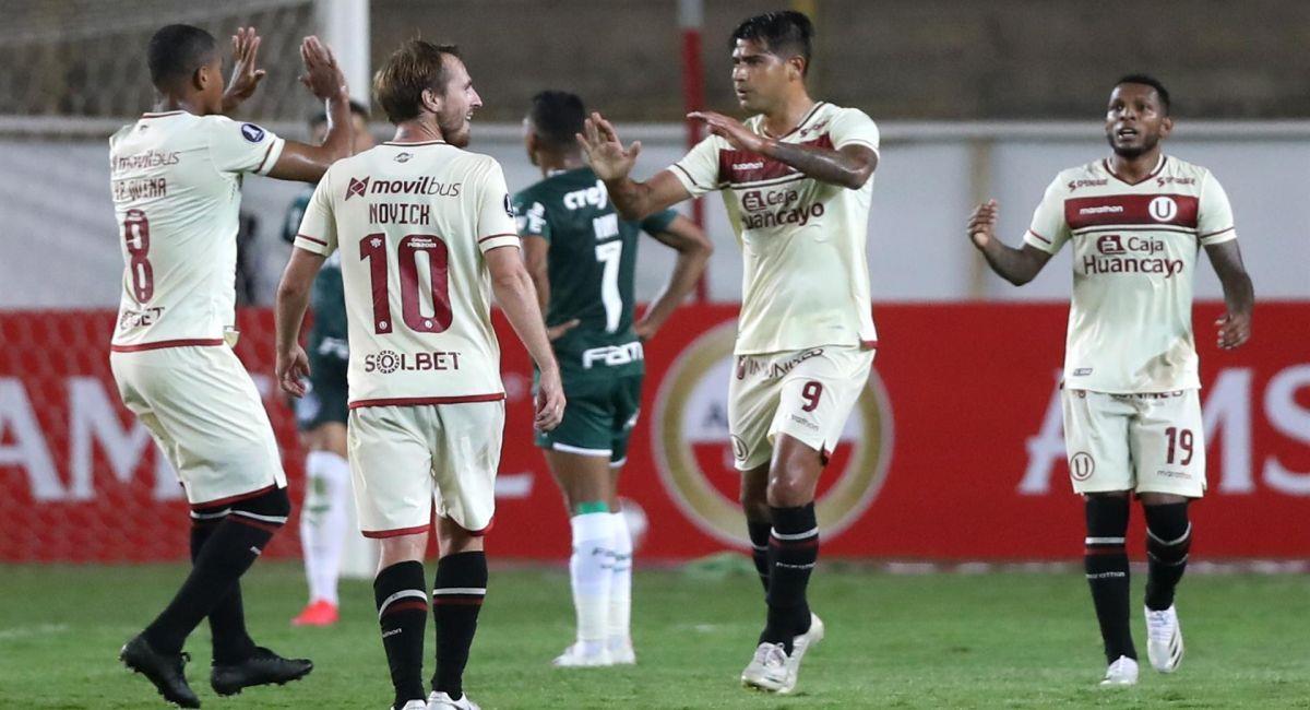 Universitario busca levantar cabeza en la Copa Libertadores. Foto: EFE