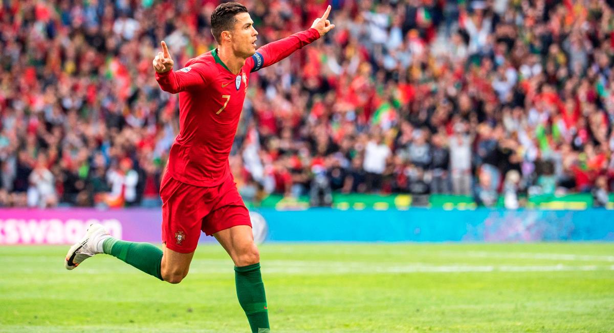 Cristiano Ronaldo subasta su camiseta de la Selección de Portugal. Foto: EFE