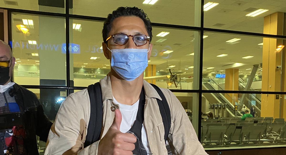 Gianluca Lapadula llegó al Perú. Foto: Twitter @kevin23pacheco