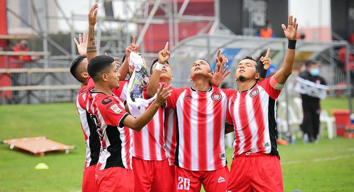 Unión Huaral celebrando en un partido de la Liga 2. Foto: Facebook Club Unión Huaral