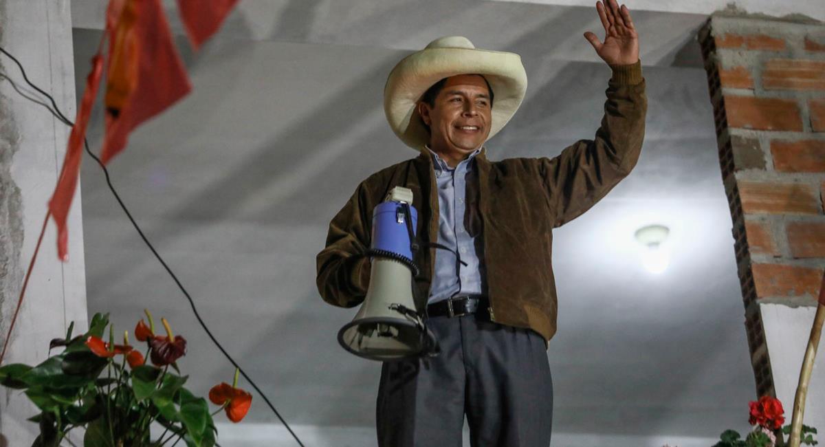 Pedro Castillo fue proclamado nuevo presidente por el JNE. Foto: Andina