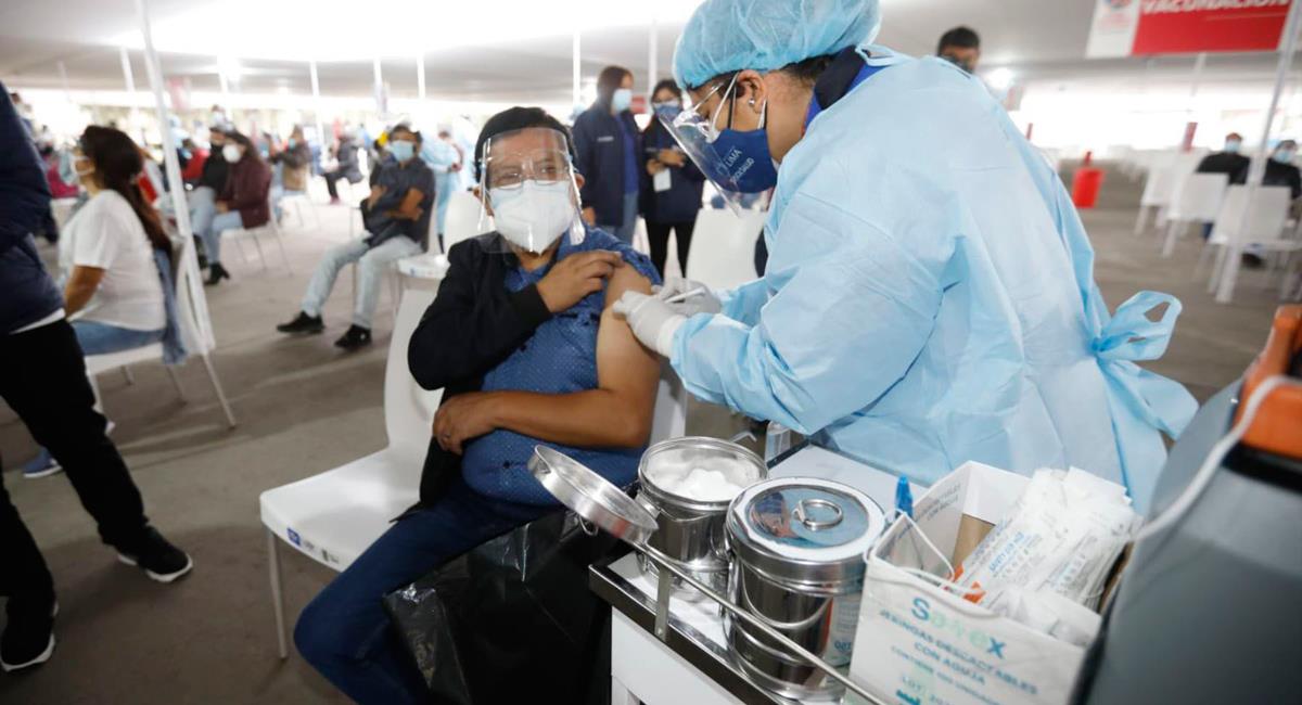 Centros de vacunación en Lima y Callao no atenderán este lunes. Foto: Andina