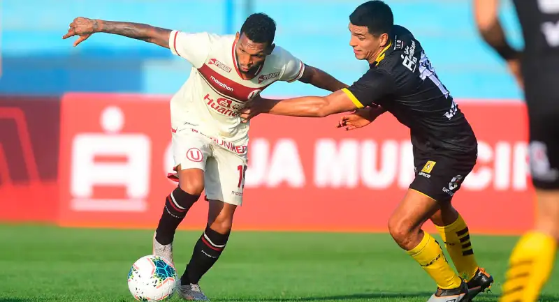 Universitario rescató un empate sobre final ante Cantolao en la Fase 2