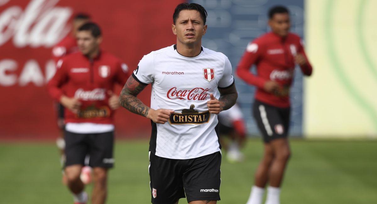 Gianluca Lapadula trabajando con la Selección Peruana. Foto: FPF