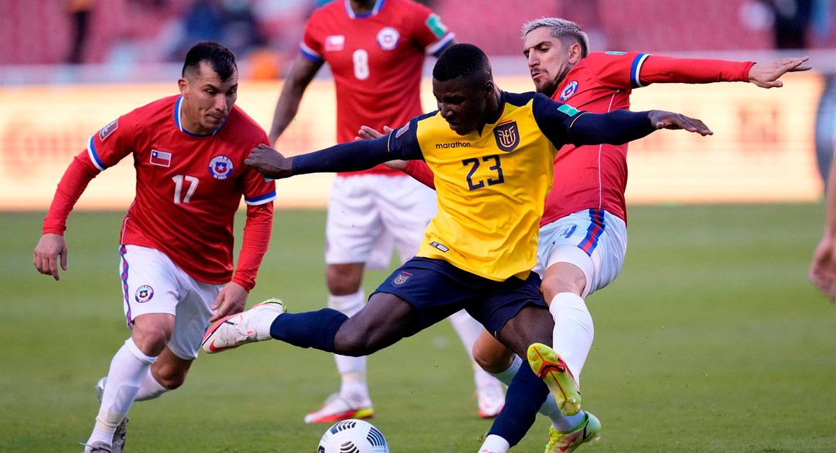 Ecuador igualó ante Chile por Eliminatorias Qatar 2022. Foto: EFE