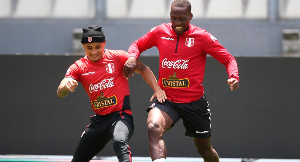 Perú ya tiene su oncena titular para duelo con Chile. Foto: FPF